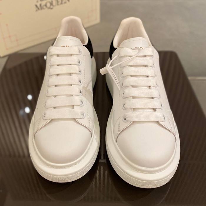 ALEXANDER MCQUEEN